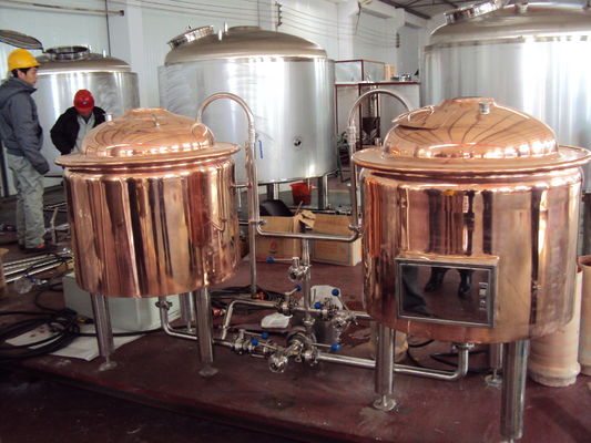 품질  Automatic Red Copper Brewing Equipment Small Scale Brewery For Pub Draft 공장