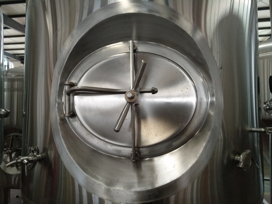 3000l 마이크로 양조장 탄화 돌을 가진 기술 맥주 스테인리스 304 탱크 unitank를 위한 재킷 fermentatio 탱크
